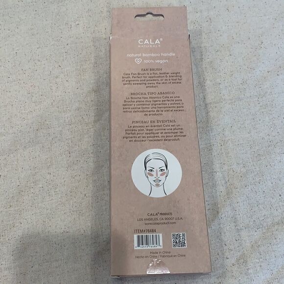 Cala Fan Makeup Bamboo Brush NEW NWT - Picture 2 of 4